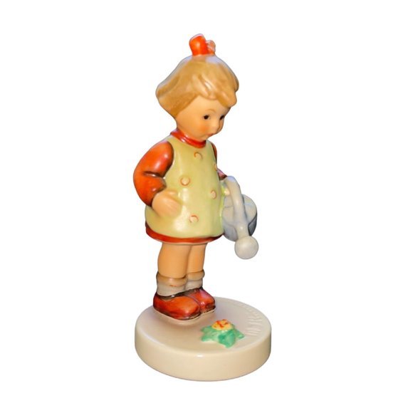Goebel Hummel Figurine 